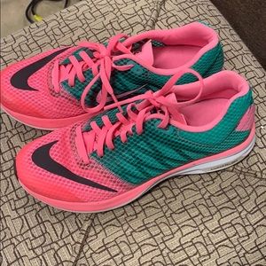 Running shoes